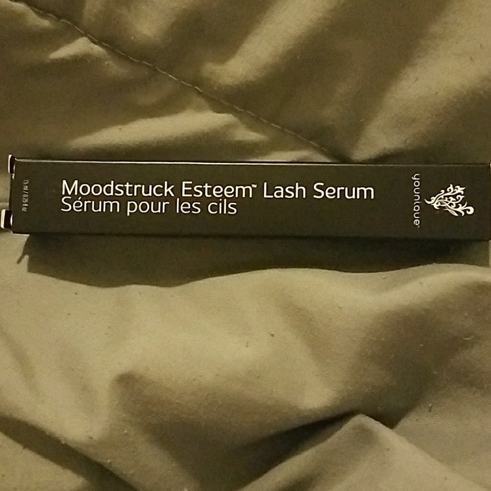 Moodstruck Esteem Lash Serum